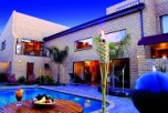 Overmeer Guest House